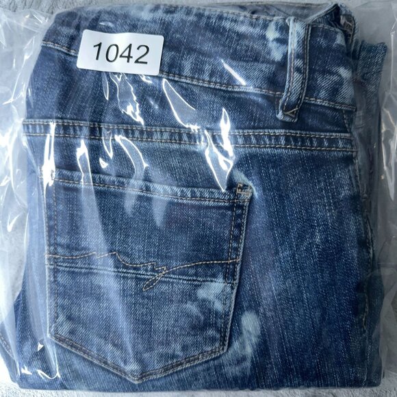 Soho New York Company Curvy Boyfriend Jeans Acid Wash Denim Womens Blue Size 2 - Picture 11 of 11